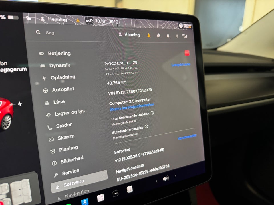 Tesla Model 3 Long Range AWD 4d