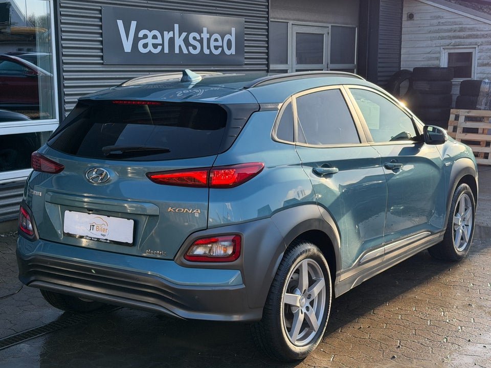 Hyundai Kona 64 EV Advanced 5d