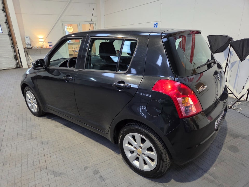 Suzuki Swift 1,3 GL-A 5d