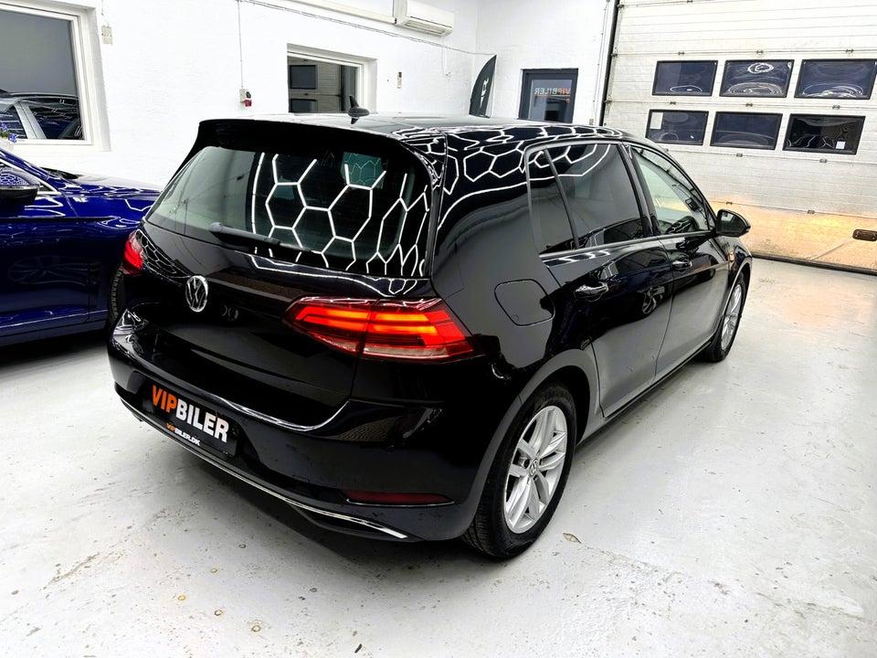 VW Golf VII 1,5 TSi 130 Comfortline DSG 5d