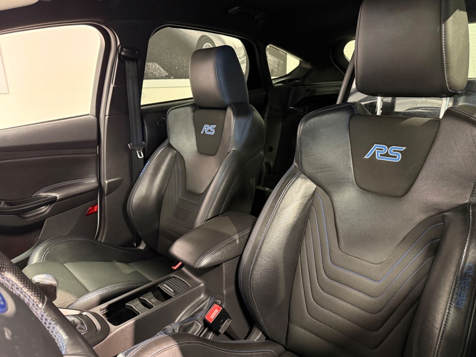 Ford Focus 2,3 SCTi 350 RS 5d