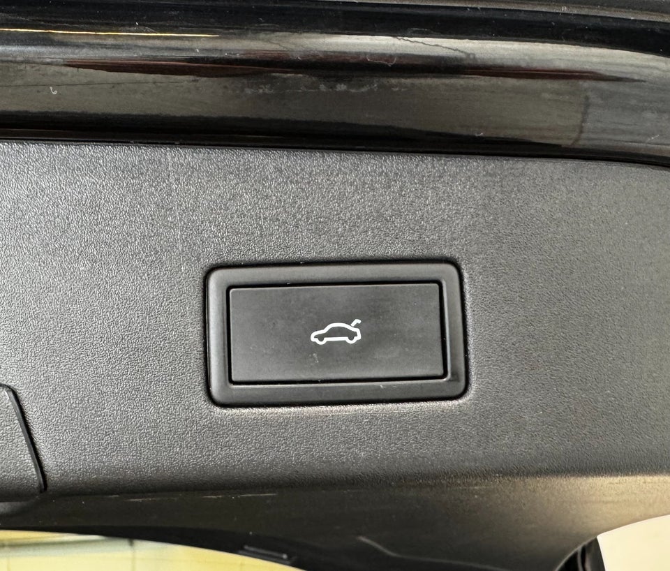 VW ID.4 77 Pro Business Premium 5d