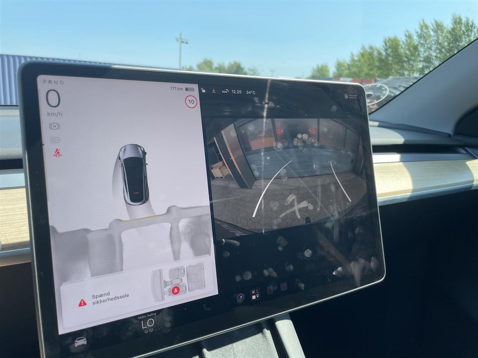 Tesla Model Y Long Range AWD 5d
