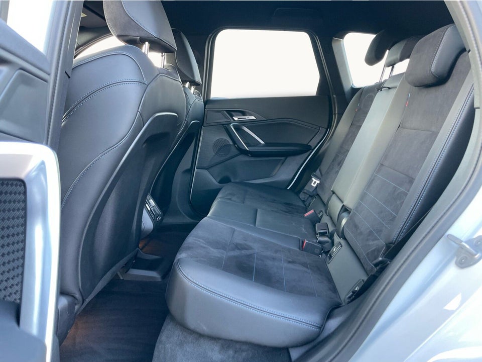 BMW iX1 eDrive20 M-Sport 5d