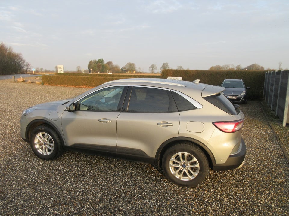 Ford Kuga 2,5 HEV ST-Line X CVT 5d