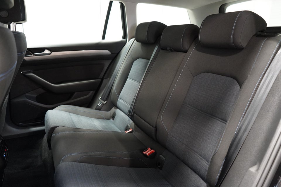 VW Passat 1,4 GTE High Variant DSG 5d