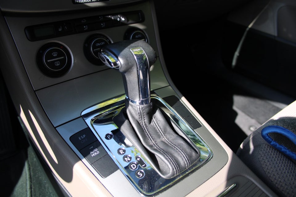 VW Passat 2,0 TDi 140 Comfortline Variant DSG 5d