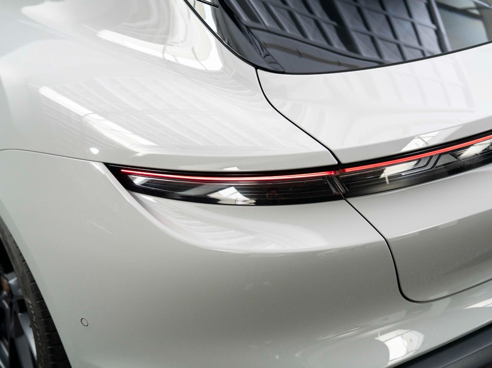 Porsche Taycan GTS Performance+ Sport Turismo 5d