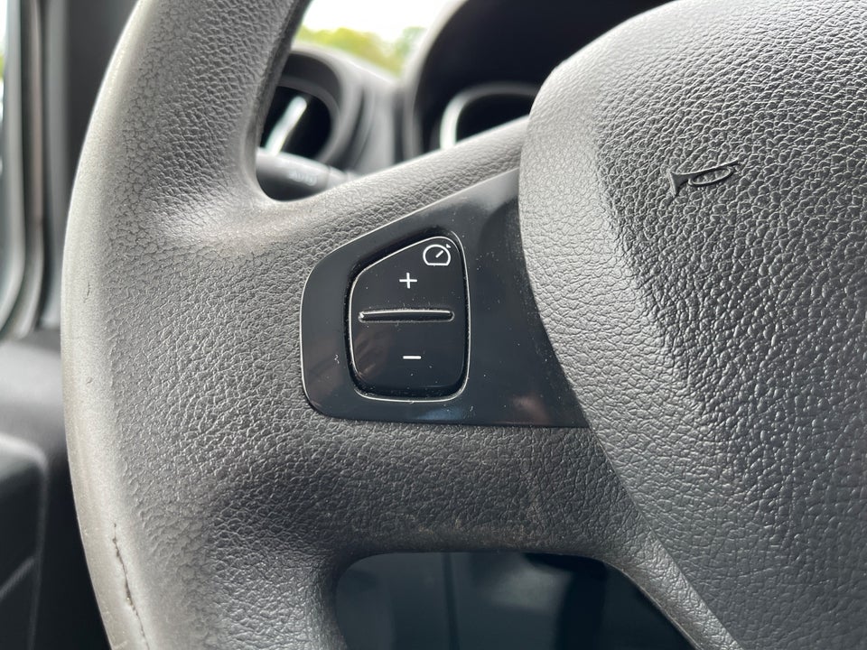 Renault Trafic T29 2,0 dCi 120 L2H1