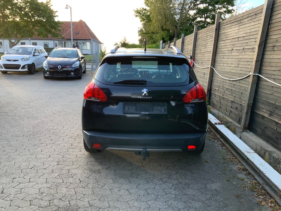 Peugeot 2008 1,2 VTi 82 Allure 5d