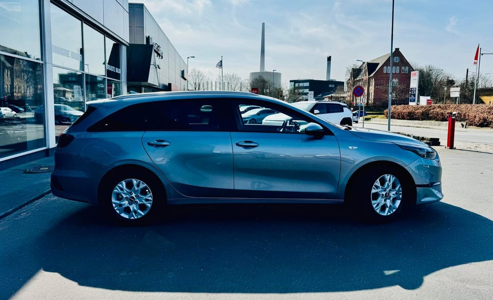 Kia Ceed 1,0 T-GDi Prestige SW 5d