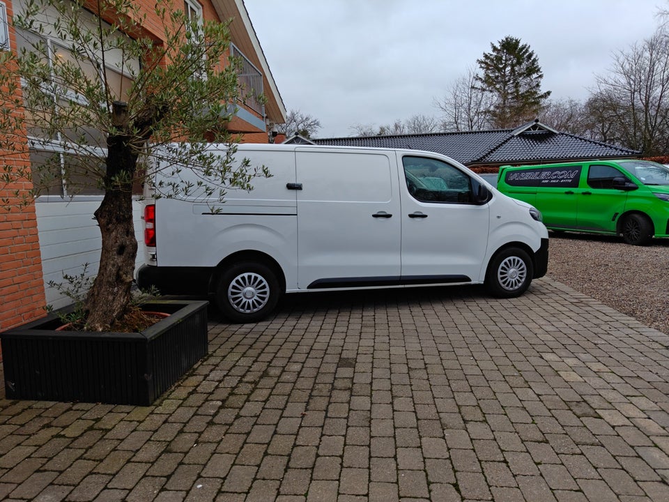 Toyota ProAce 2,0 D 120 Long Comfort 6d