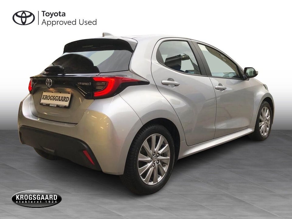 Toyota Yaris 1,5 Hybrid Active Tech e-CVT 5d