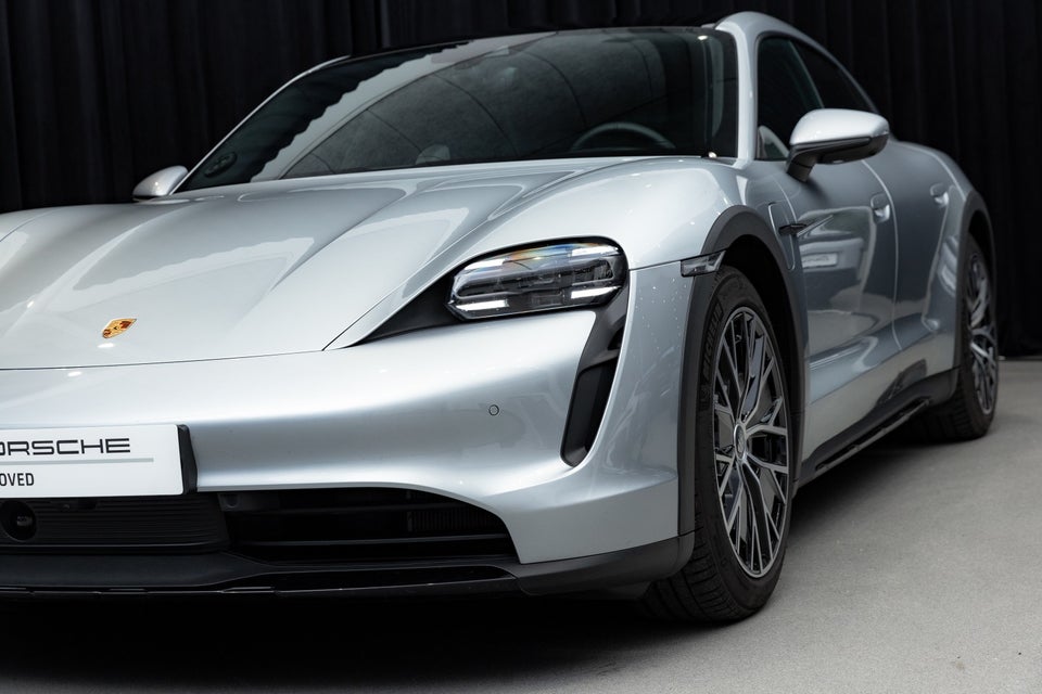 Porsche Taycan 4 Performance+ 75 Years Cross Turismo 5d