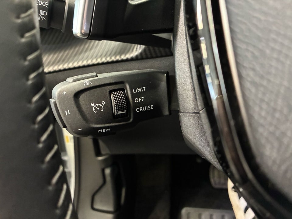 Peugeot 2008 1,2 PureTech 130 Vision Sport EAT8 5d