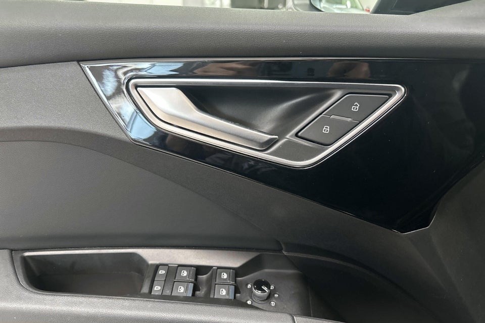Audi Q4 e-tron 40 Attitude 5d
