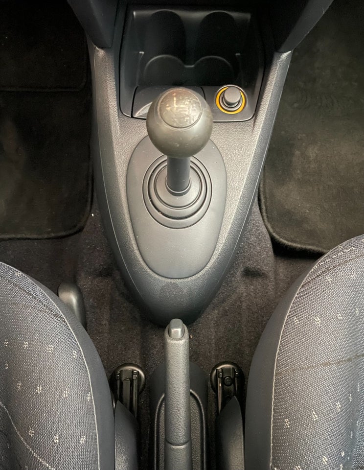 Renault Clio II 1,2 Expression aut. 5d