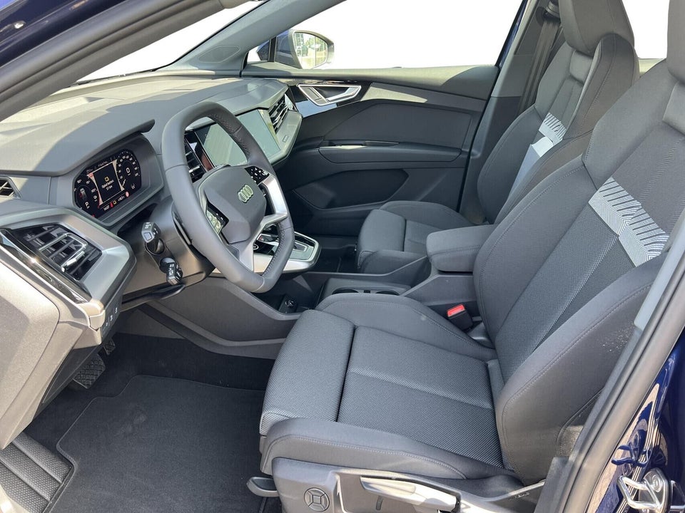 Audi Q4 e-tron 45 Progress quattro 5d