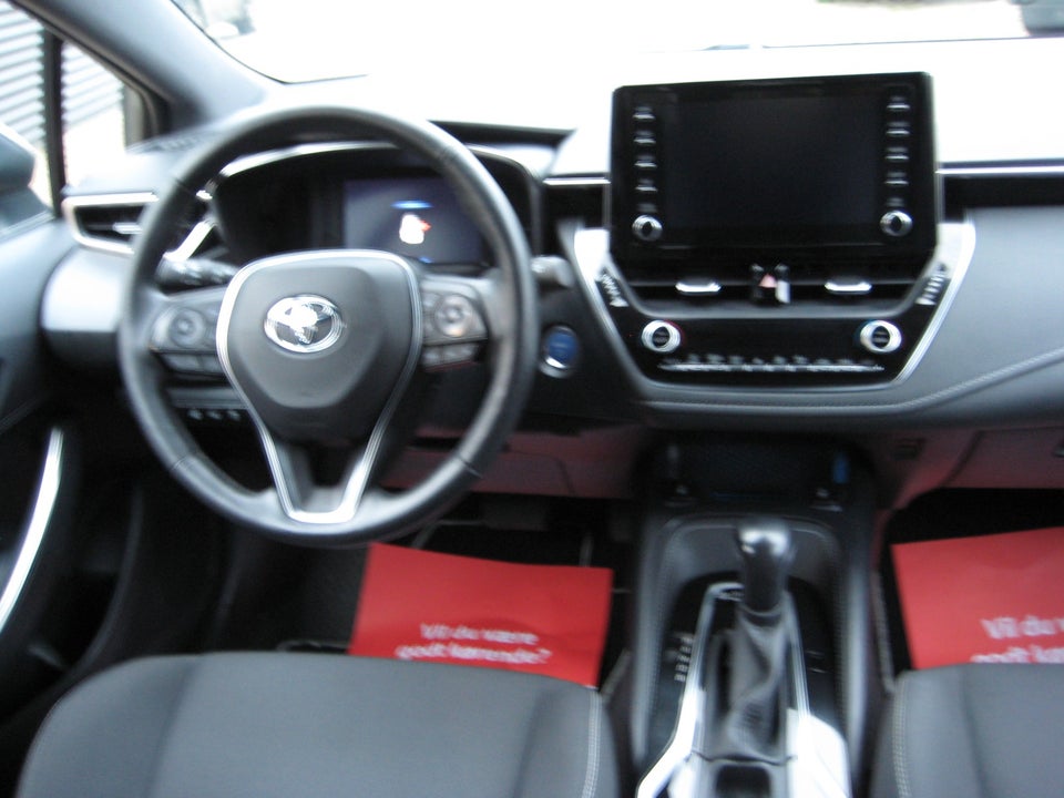 Toyota Corolla 1,8 Hybrid H3 Smart Touring Sports MDS 5d