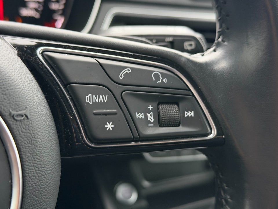 Audi A4 40 TFSi Sport Prestige Avant S-tr. 5d