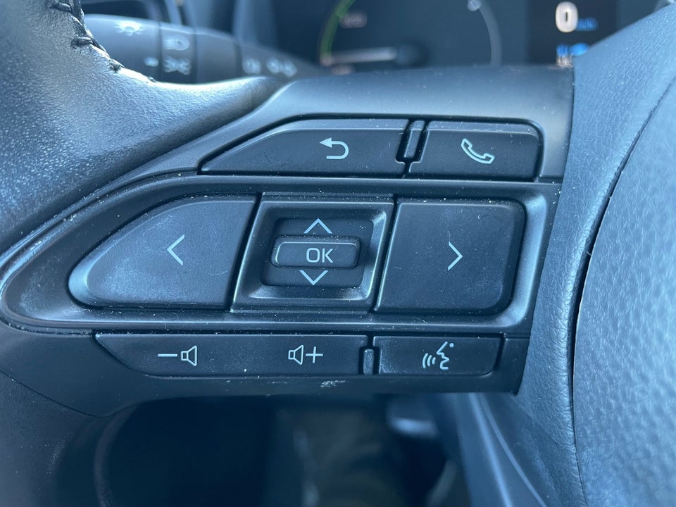 Toyota Yaris 1,5 Hybrid Active e-CVT 5d