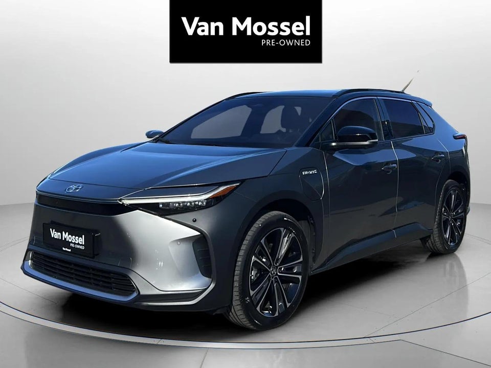 Toyota bZ4X Executive AWD 5d