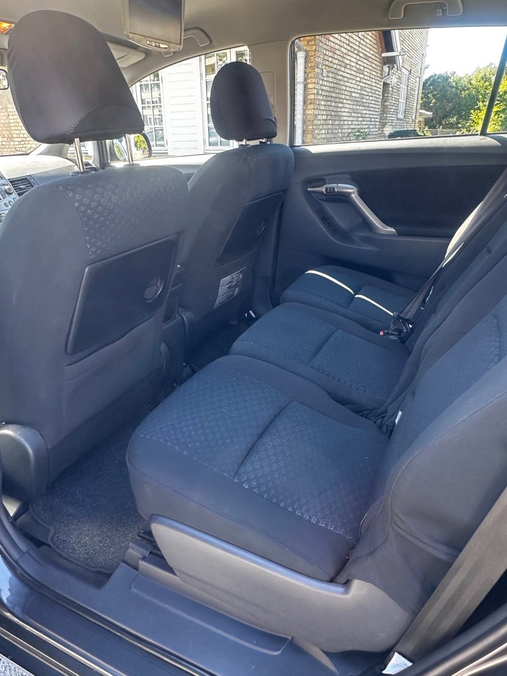Toyota Verso 1,8 T2 7prs 5d