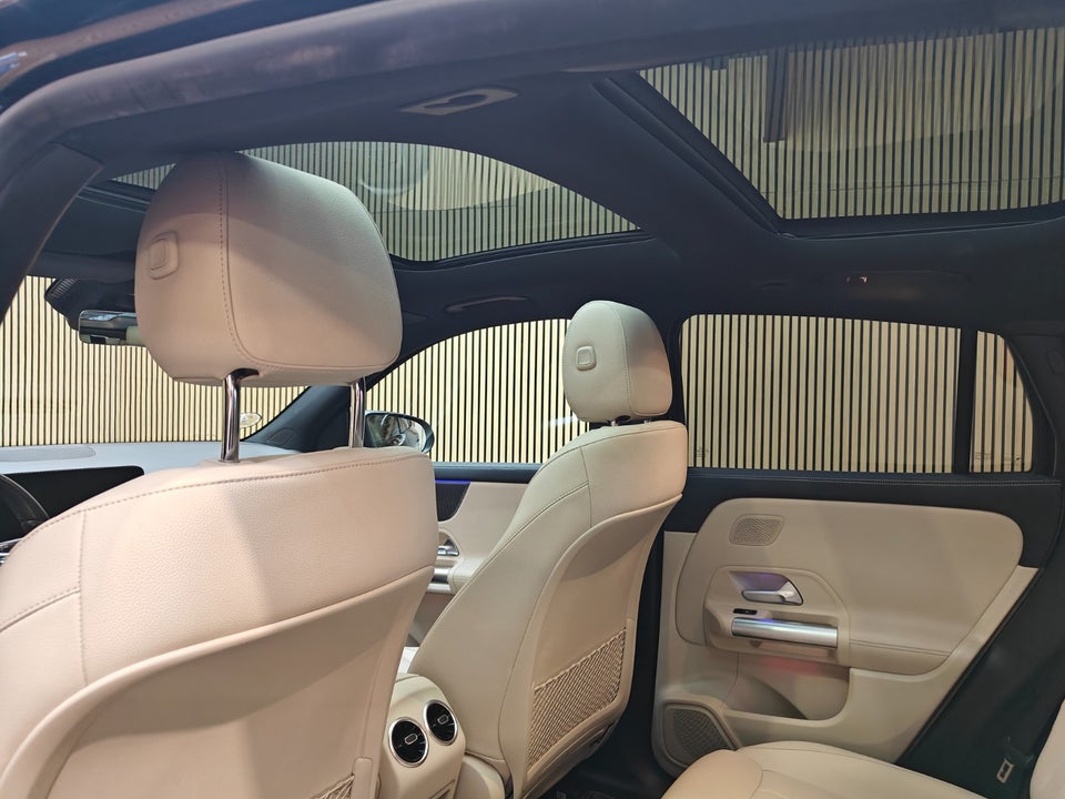 Mercedes EQA350 Progressive 4Matic 5d