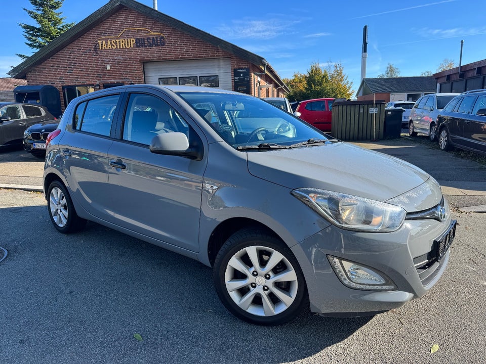 Hyundai i20 1,25 Comfort 5d