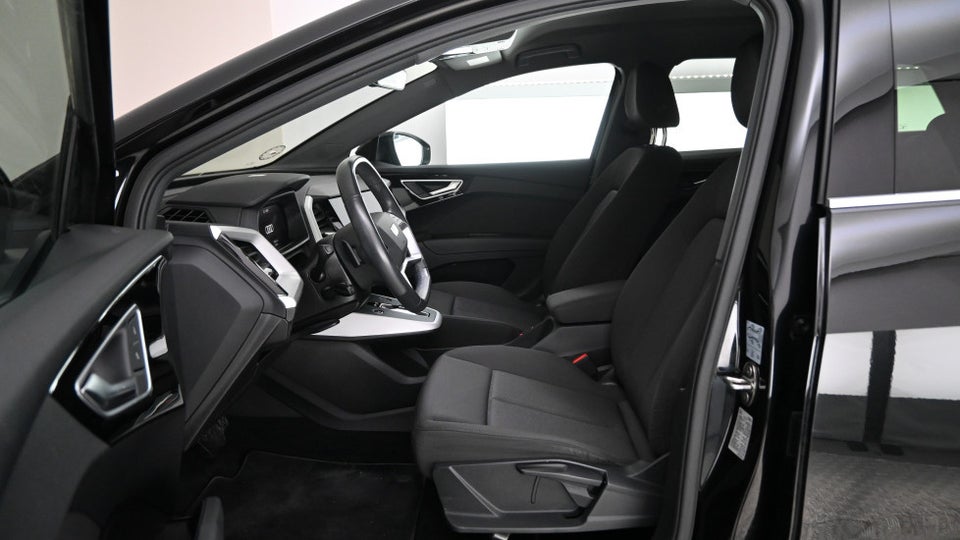 Audi Q4 e-tron 40 Attitude 5d