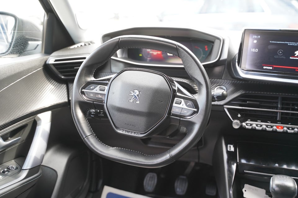Peugeot 2008 1,2 PureTech 130 Allure Tour 5d