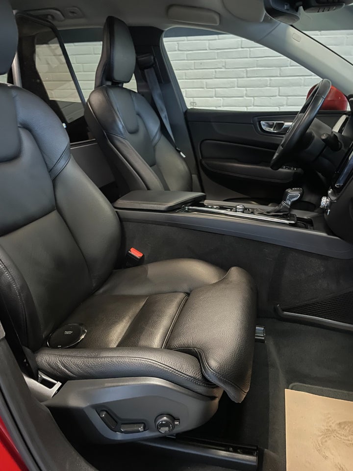 Volvo XC60 2,0 D4 190 Inscription aut. Van 5d