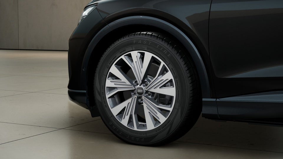 Audi Q4 e-tron 45 Progress 5d