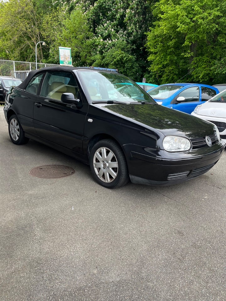 VW Golf IV 2,0 Highline Cabriolet 2d
