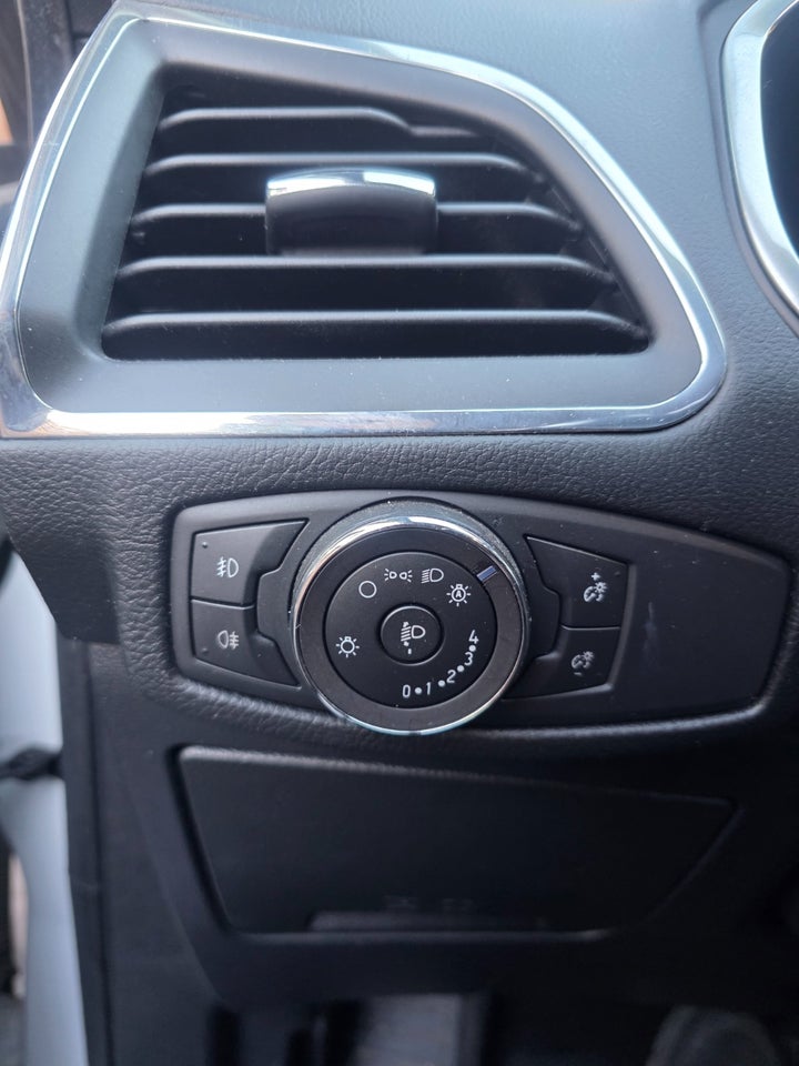 Ford S-MAX 2,0 EcoBlue Titanium aut. 7prs 5d