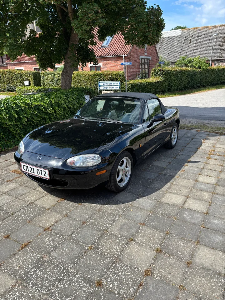 Mazda MX-5 1,6  2d