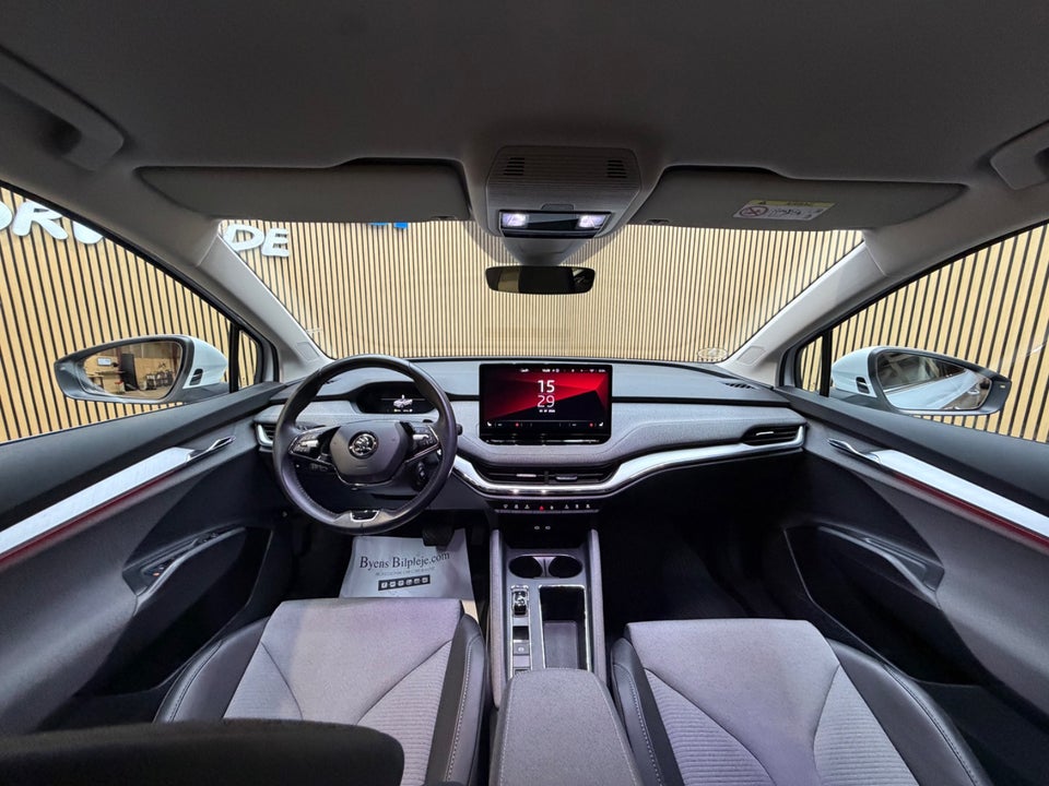 Skoda Enyaq 80 iV Plus Loft 5d
