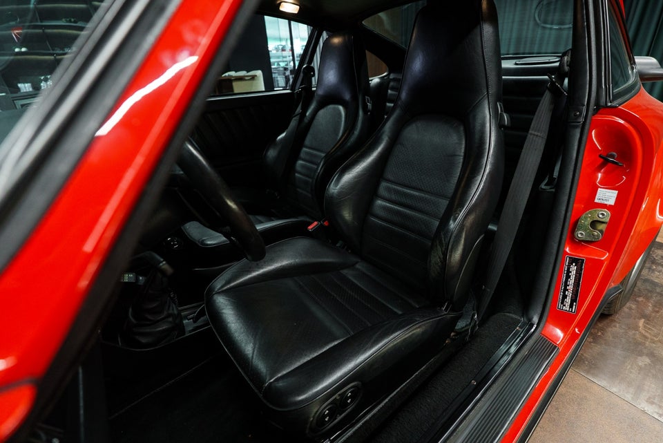 Porsche 911 3,2 Carrera Coupé 2d