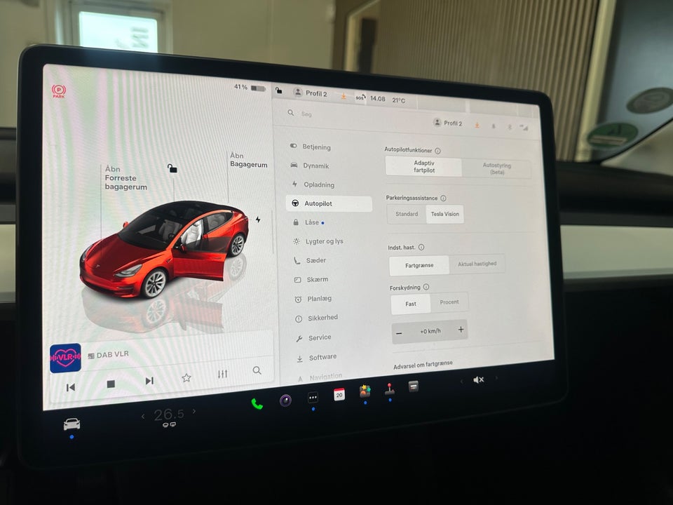 Tesla Model 3 Standard Range+ RWD 4d