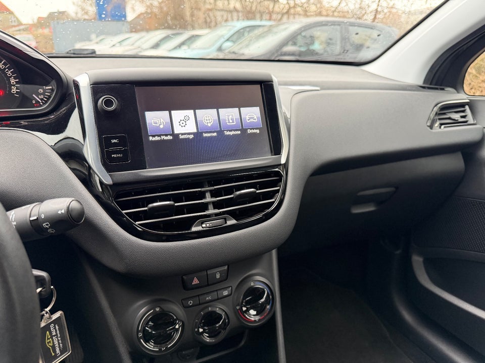 Peugeot 208 1,6 BlueHDi 100 Active 5d