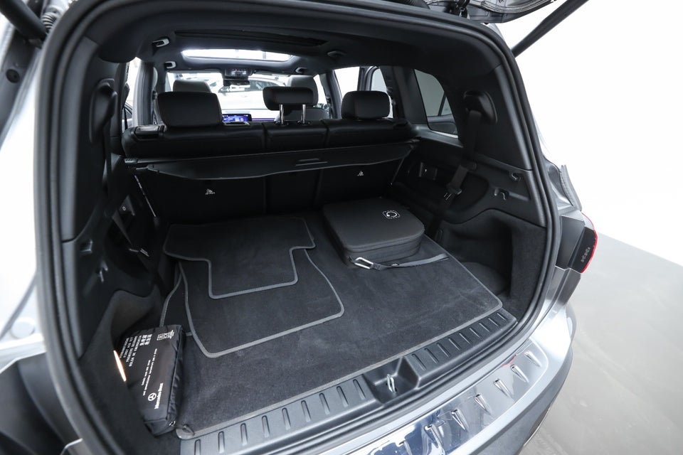 Mercedes EQB250+ AMG Line Advance Plus 7prs 5d