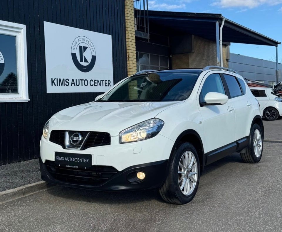 Nissan Qashqai 2,0 Acenta CVT 5d