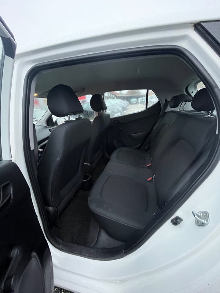 Hyundai i10 1,0 Premium 5d