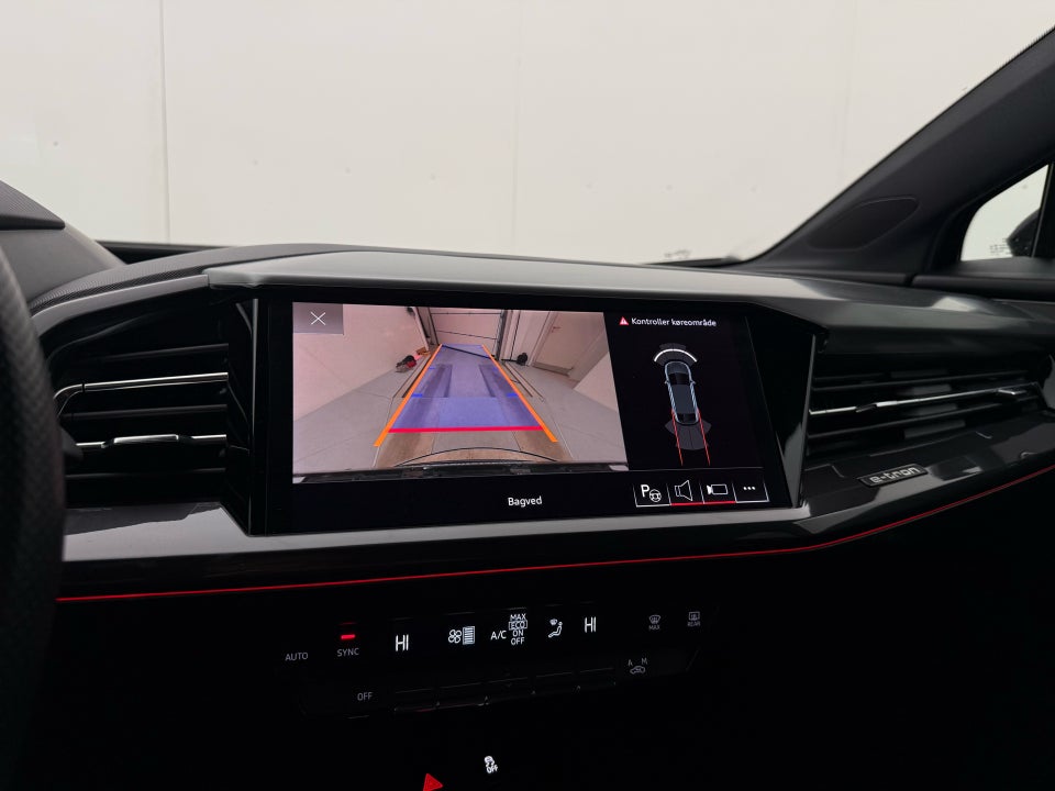 Audi Q4 e-tron 45 Attitude S-line Sportback quattro 5d