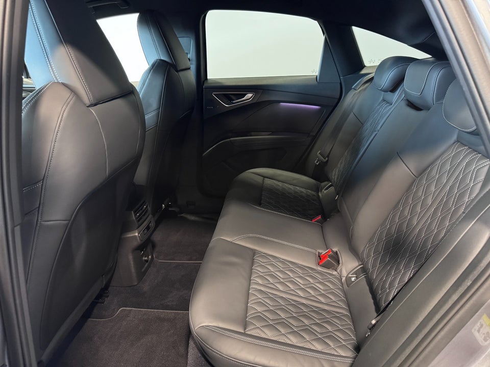 Audi Q4 e-tron 50 S-line Sportback quattro 5d