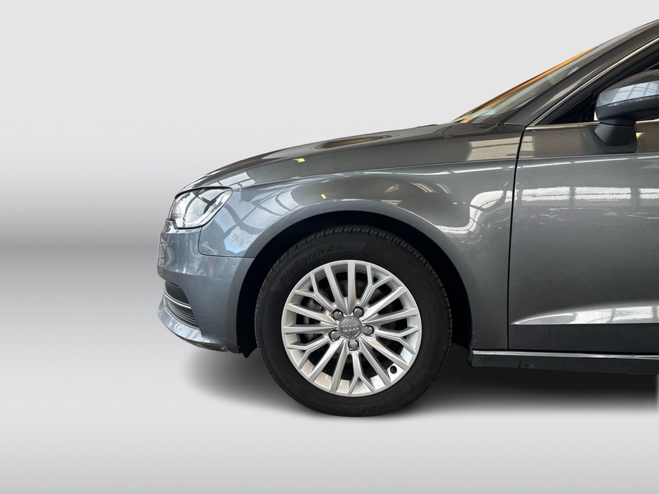 Audi A3 2,0 TDi 150 Ambiente Sportback S-tr. 5d