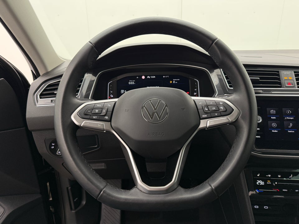 VW Tiguan 1,4 eHybrid Elegance DSG 5d