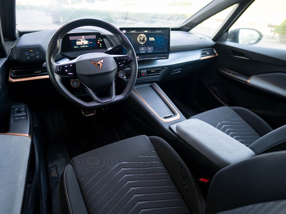 Cupra Born 58 e-Boost 5d