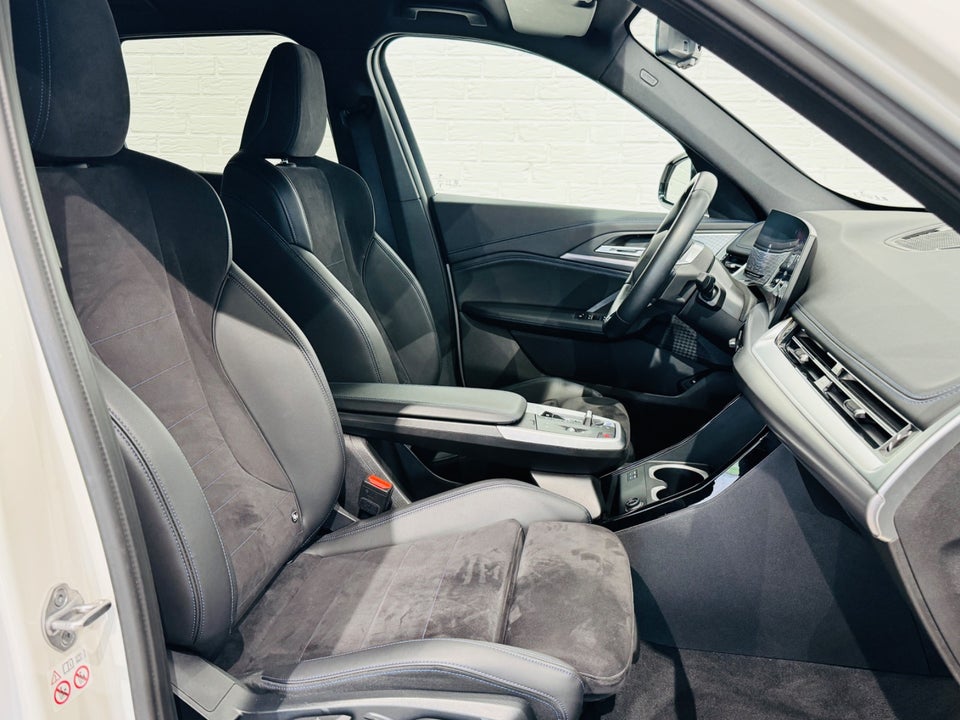 BMW iX1 eDrive20 M-Sport 5d