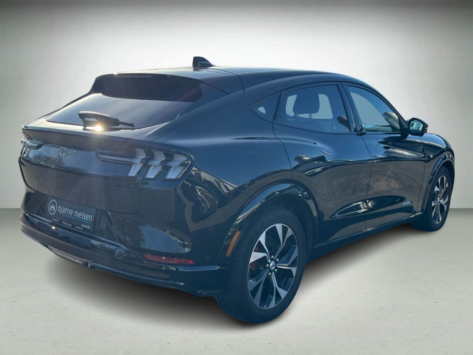 Ford Mustang Mach-E 98 Premium Extended Range 5d